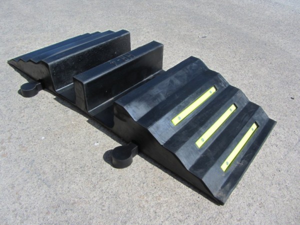 MGF-0229 Open Top 2 Channel Hose Ramp