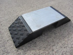 MGF-0233 Steel Topped Hose and Cable Ramp