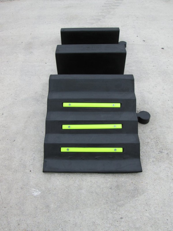 MGF-0235 Open Top Hose Ramp with 2 Channels