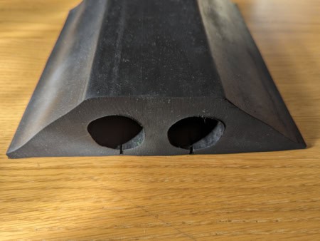 MGF-1033 Two Channel Cable Protector EPDM 3M